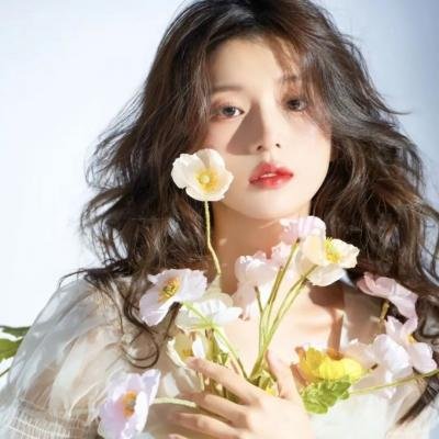 拿针的女孩